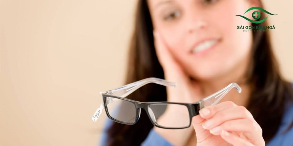 Độ cận có thể giảm nếu được can thiệp đúng cách