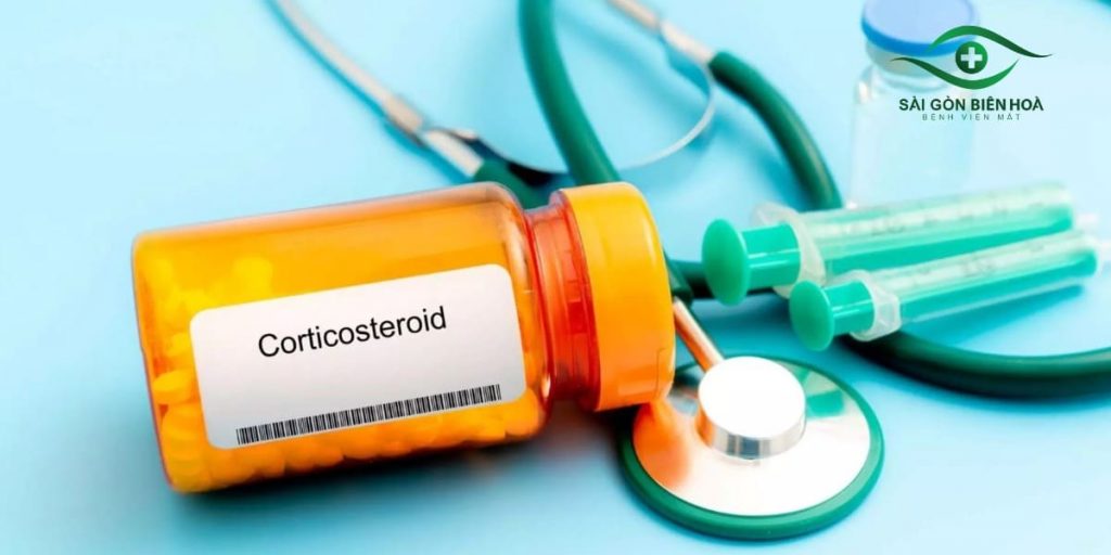 Dùng corticoid kéo dài làm tăng nguy cơ bị cườm mắt