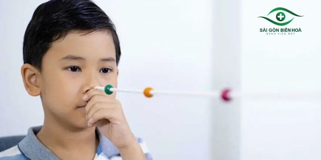 Bài tập nhìn chuỗi được áp dụng phổ biến cho người bị lé