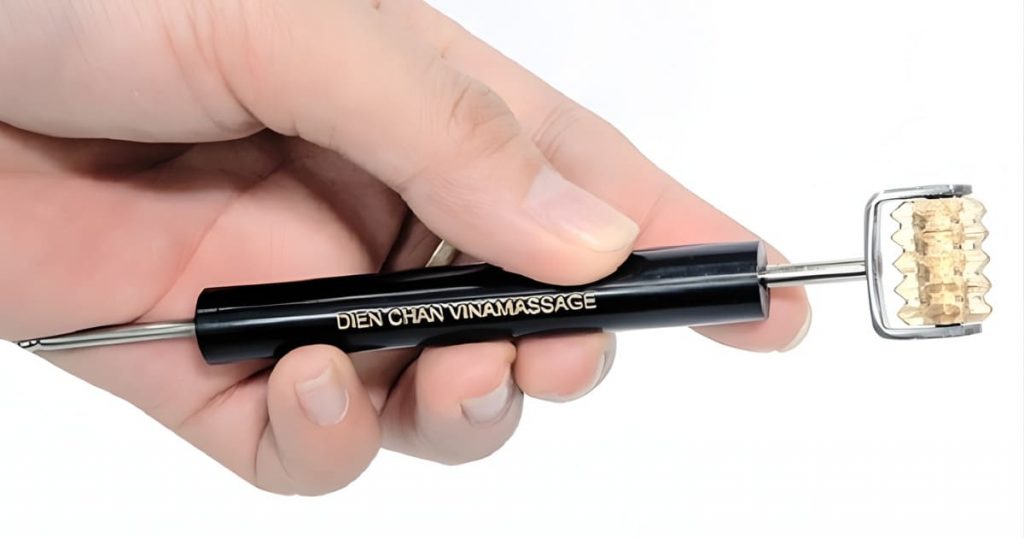 Cây lăn dò đồng nhỏ được sử dụng trong diện chẩn chữa cận thị