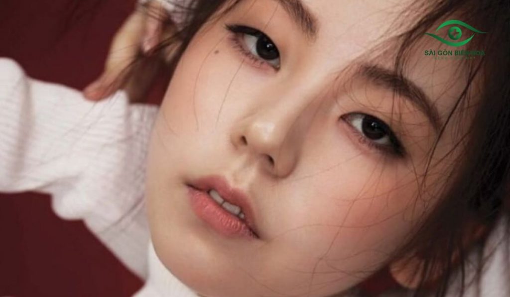 Mắt một mí có thể đẹp hay xấu tùy góc nhìn, cá tính và cách tôn nét tự nhiên