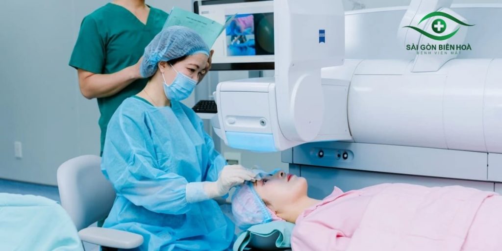 Phẫu thuật xoá cận giúp khôi phục thị lực, ngăn ngừa biến chứng nhược thị