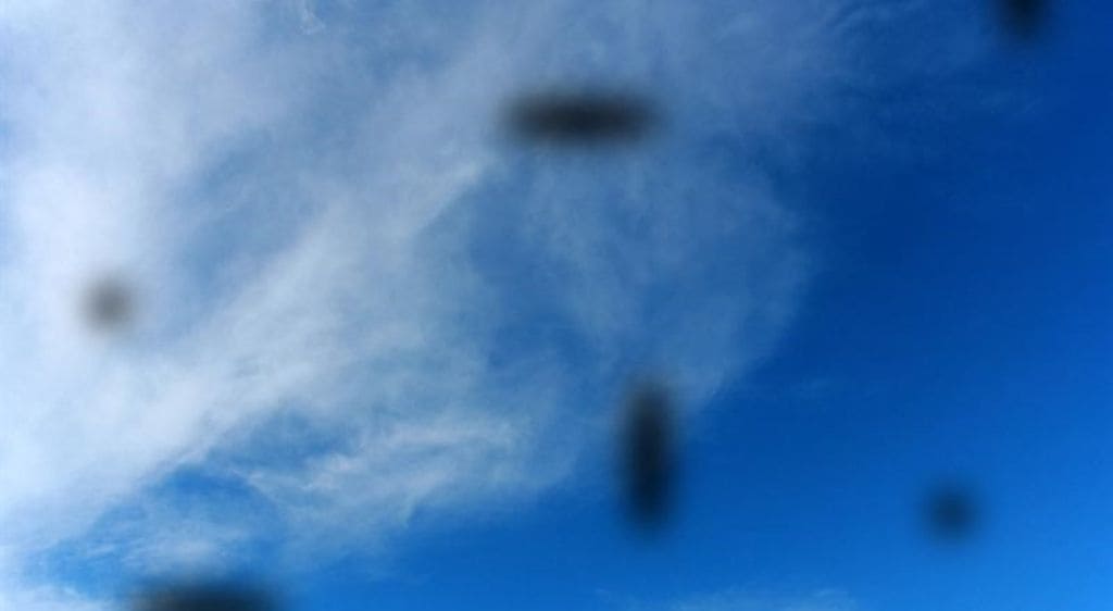 Hiện tượng ruồi bay ở một số bệnh nhân bị xuất huyết dịch kính