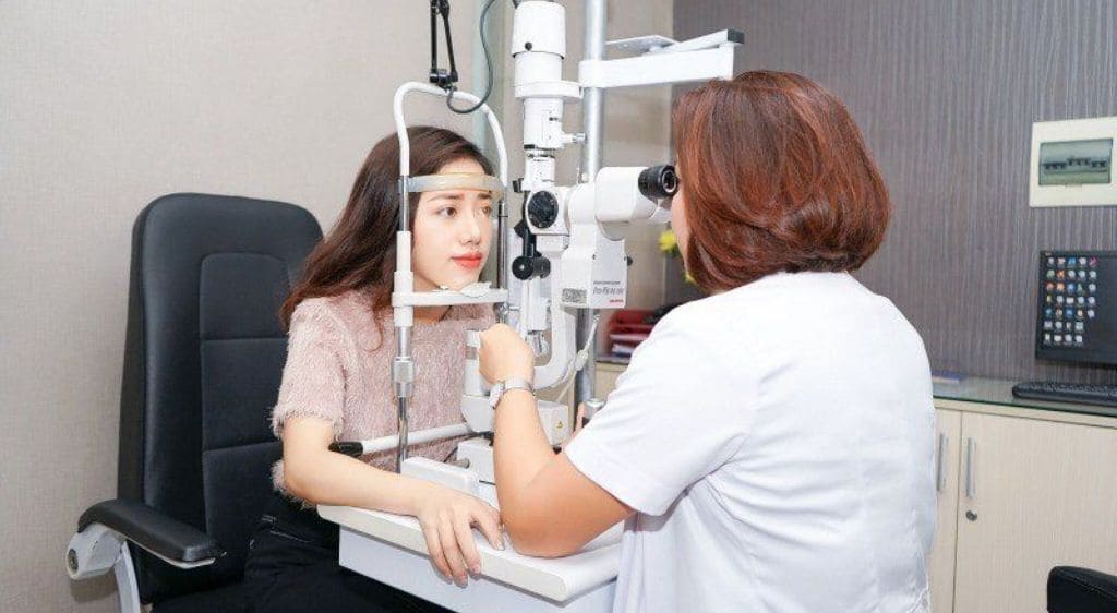 Quy trình thực hiện kỹ thuật soi bóng đồng tử