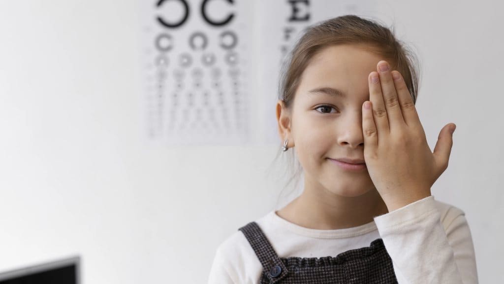 Nhược thị là tình trạng suy giảm thị lực do não không nhận diện được hình ảnh rõ ràng từ mắt