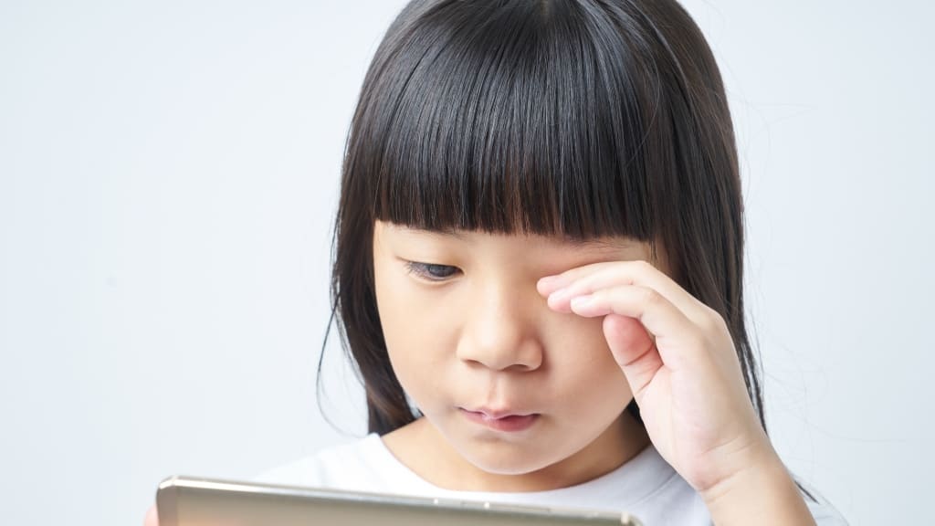 Nhược thị ở trẻ em là tình trạng suy giảm thị lực ở 1 hoặc cả 2 mắt