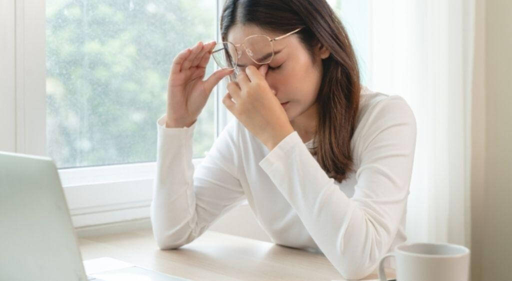 Hội chứng tăng áp lực nội sọ là một trong các triệu chứng khi bị phù gai thị