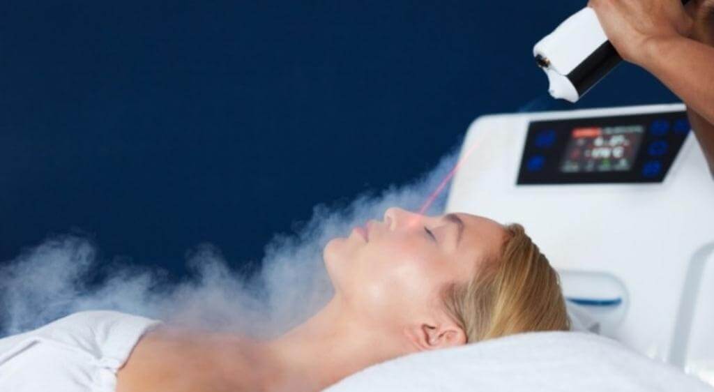 Liệu pháp đông lạnh (Cryotherapy) giúp loại bỏ các mảng cholesterol dưới da