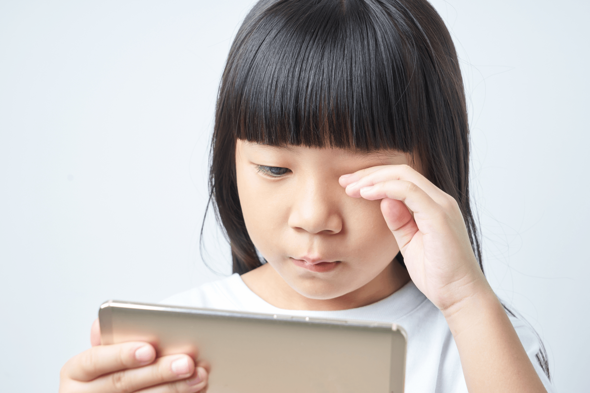 Lối sống sinh hoạt không hợp lý có thể gây ra các bệnh lý về mắt