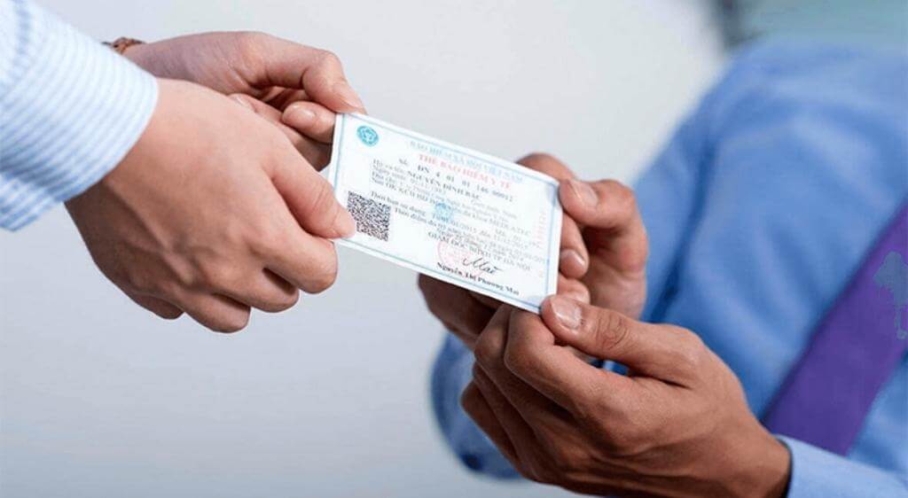 Phẫu thuật mắt lồi có thể được hưởng BHYT nếu trong trường hợp chỉ định điều trị bệnh lý