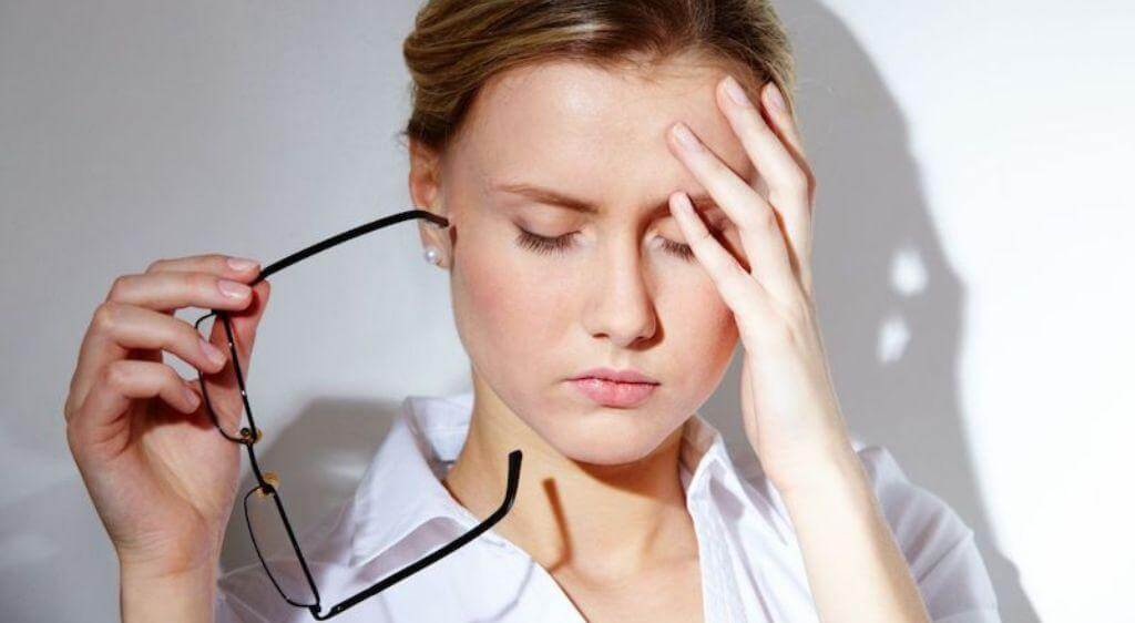 Suy giảm thị lực gây ảnh hưởng đến sinh hoạt và cuộc sống hàng ngày