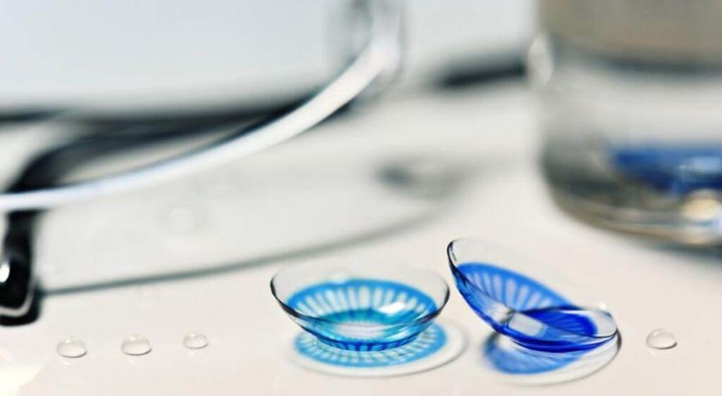 Ortho-K là giải pháp giúp người 17 tuổi giảm phụ thuộc kính khi chưa đủ điều kiện mổ cận