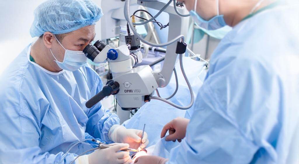 Cục ở mí mắt chai cứng sau 1 tuần có thể cần được chỉ định can thiệp tiểu phẫu