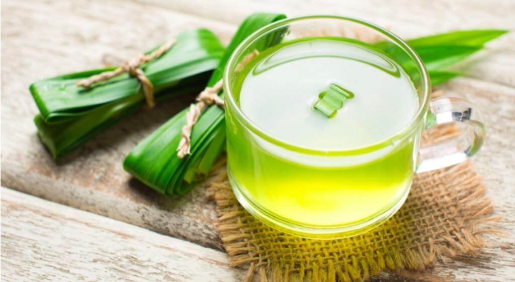 Hiện chưa có bằng chứng khoa học cho thấy uống nước lá dứa gây mờ mắt