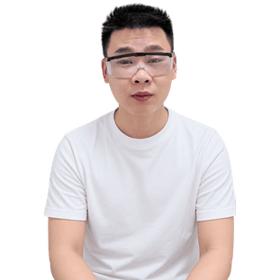 Review anh Hòa